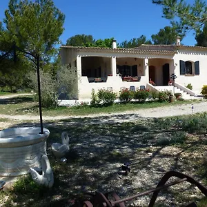 D'hôtes La Pinede Lambesc